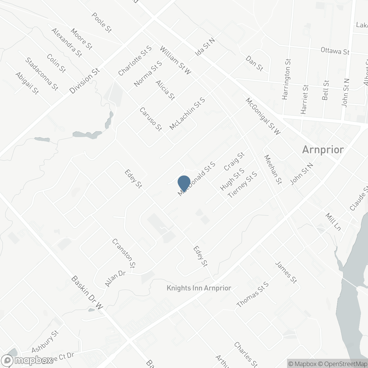 111 MACDONALD STREET, Arnprior, Ontario K7S 2W7